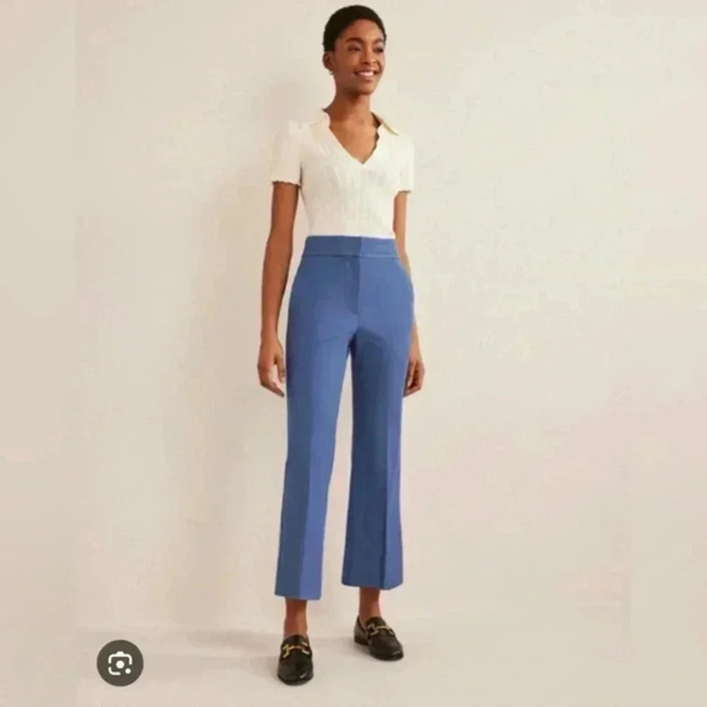 COPY - NWOT Boden Bi-Stretch Flare Pants size US 6 Regular‎ in true Blue